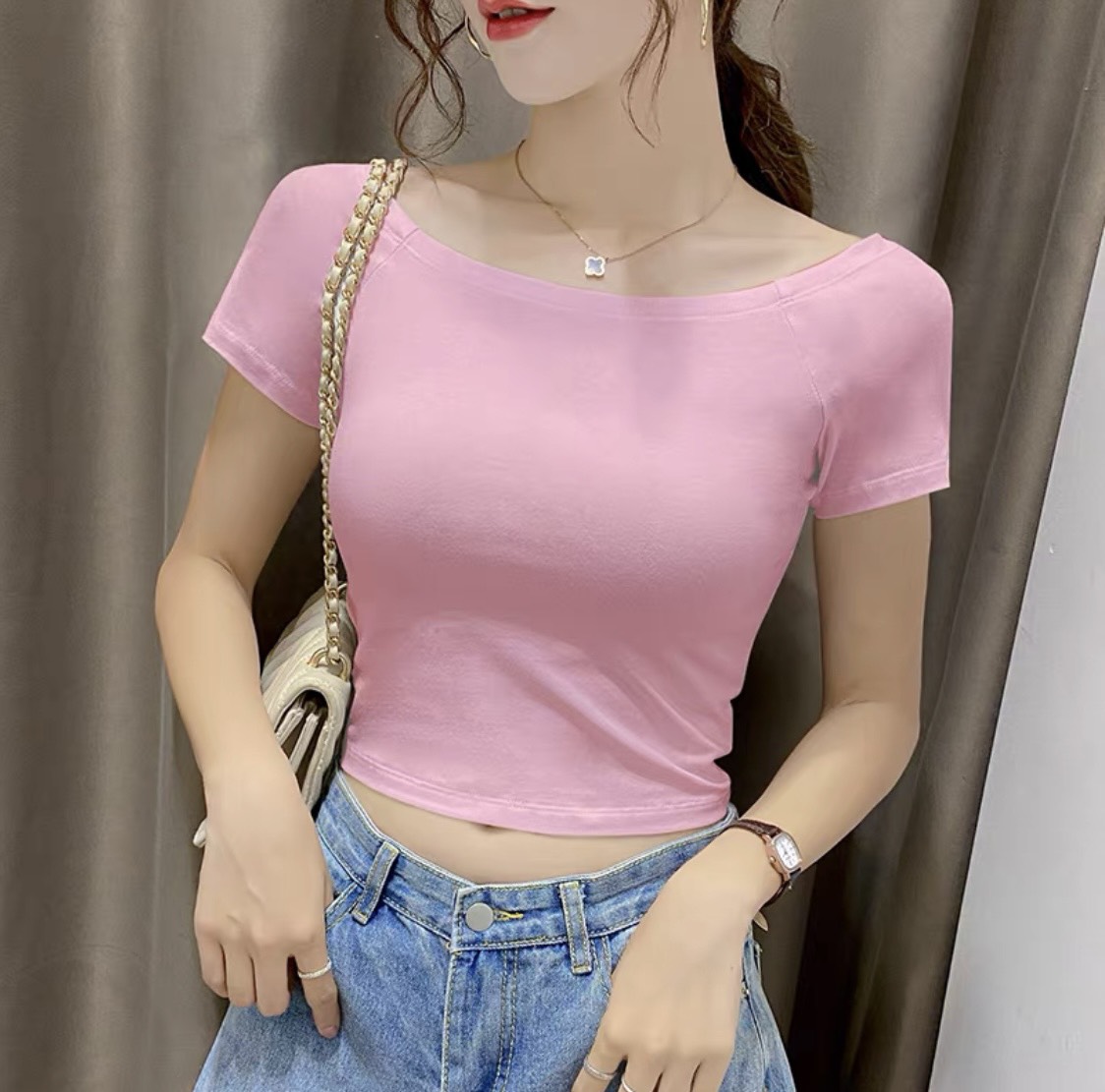 Áo thun croptop trể vai ngắn tay