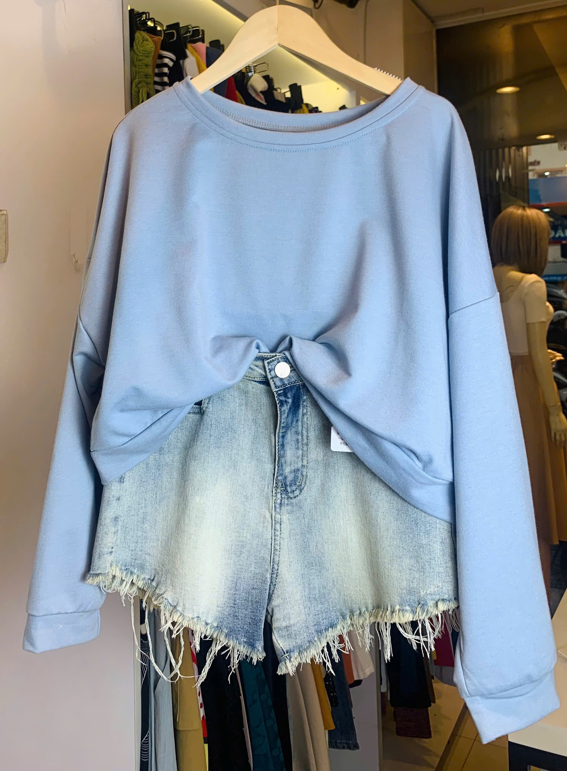 ÁO HODDIE CỔ TRÒN TAY DÀI