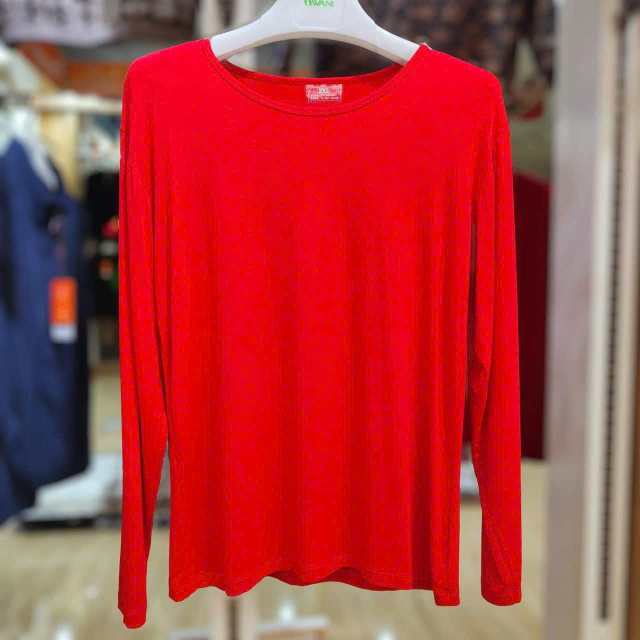 Áo thun đổ cổ tròn dài tay sale