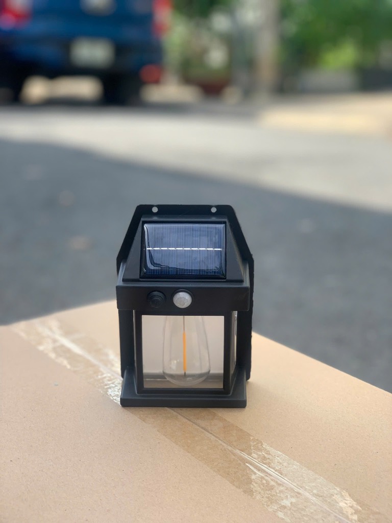 Đèn Năng Lượng Mặt Trời BK-666( Thùng 80)