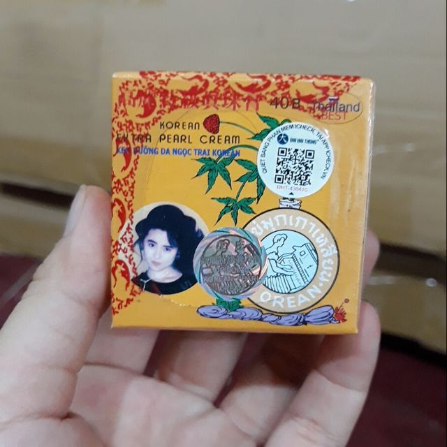Kem làm trắng da sâm vàng korean extra pearl cream 5g