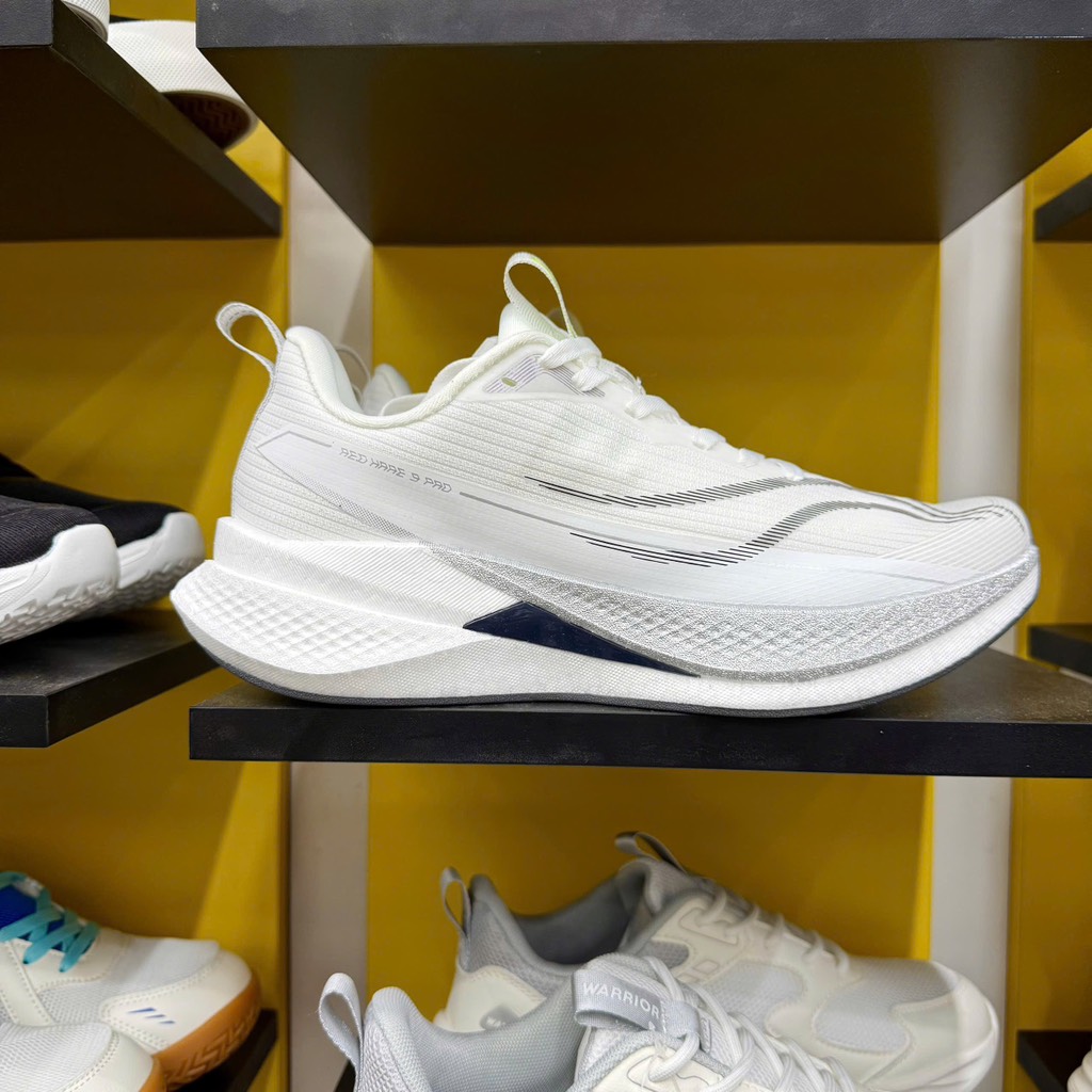 N2K sport trắng đen