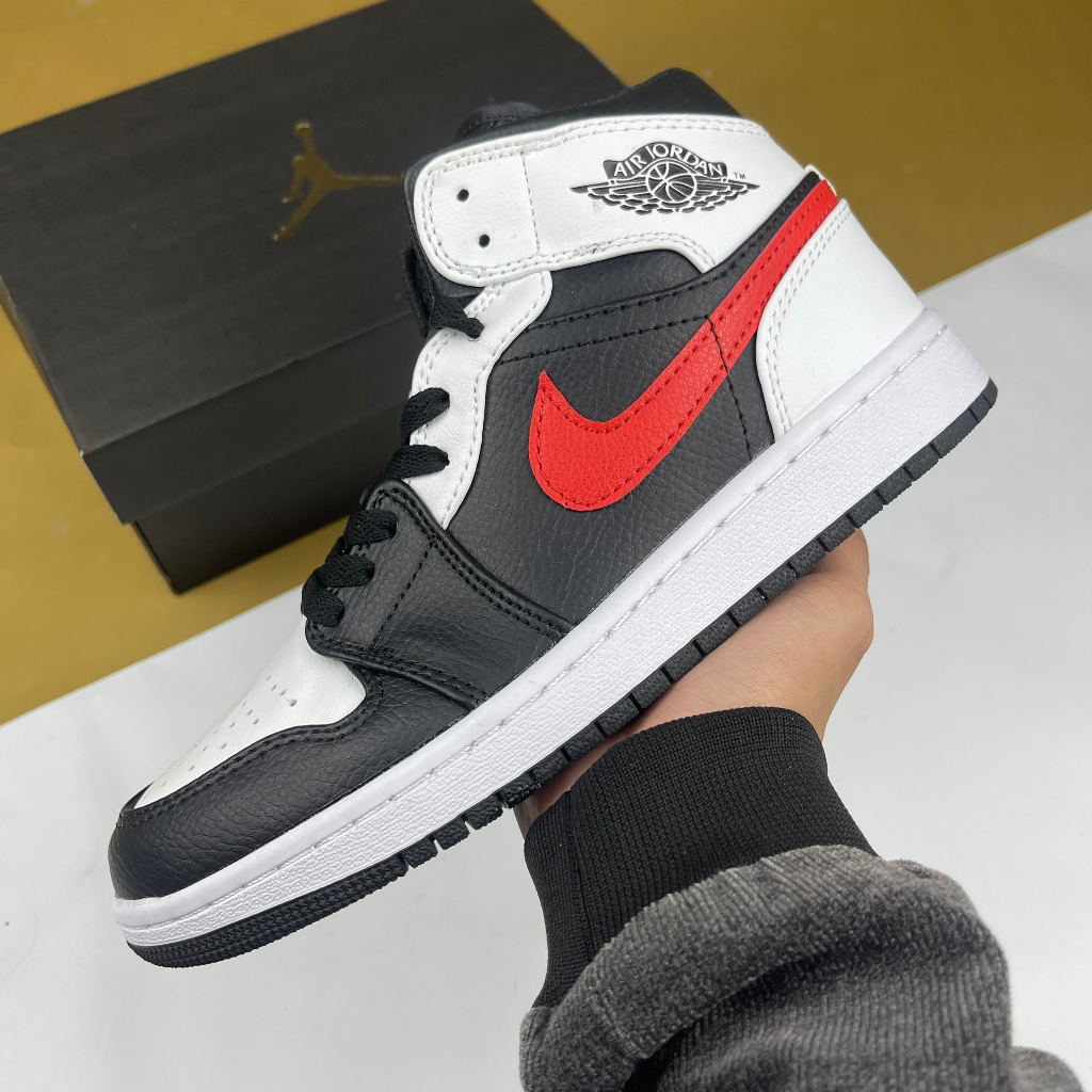 Giày Nike Air Jordan 1 Mid GS Chile Red, JD1 Cao Trắng Đen Móc Đỏ