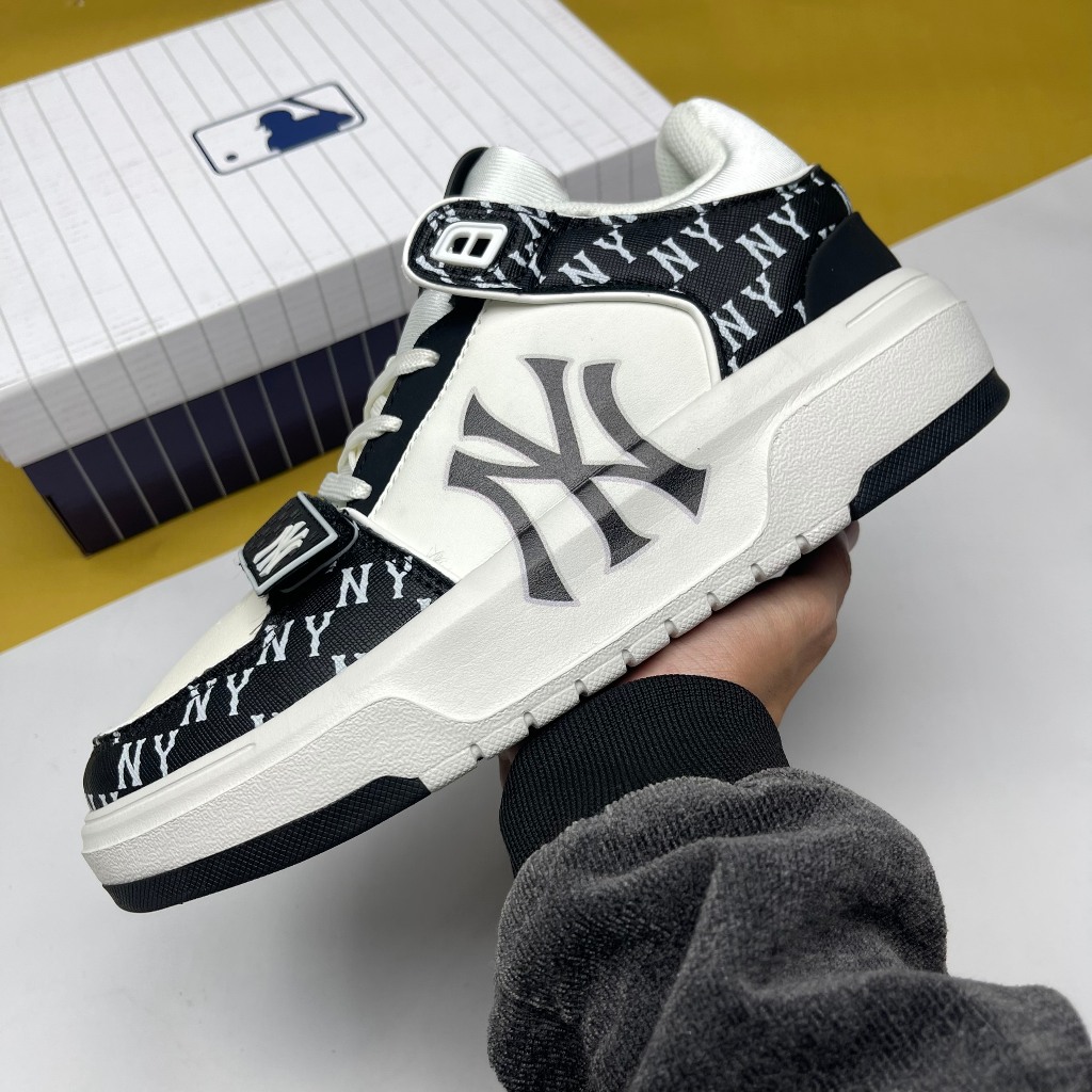 Giày MLB Chunky Liner Mid Monogram NY Black, MLB Liner Mid NY Đen Trắng [S]