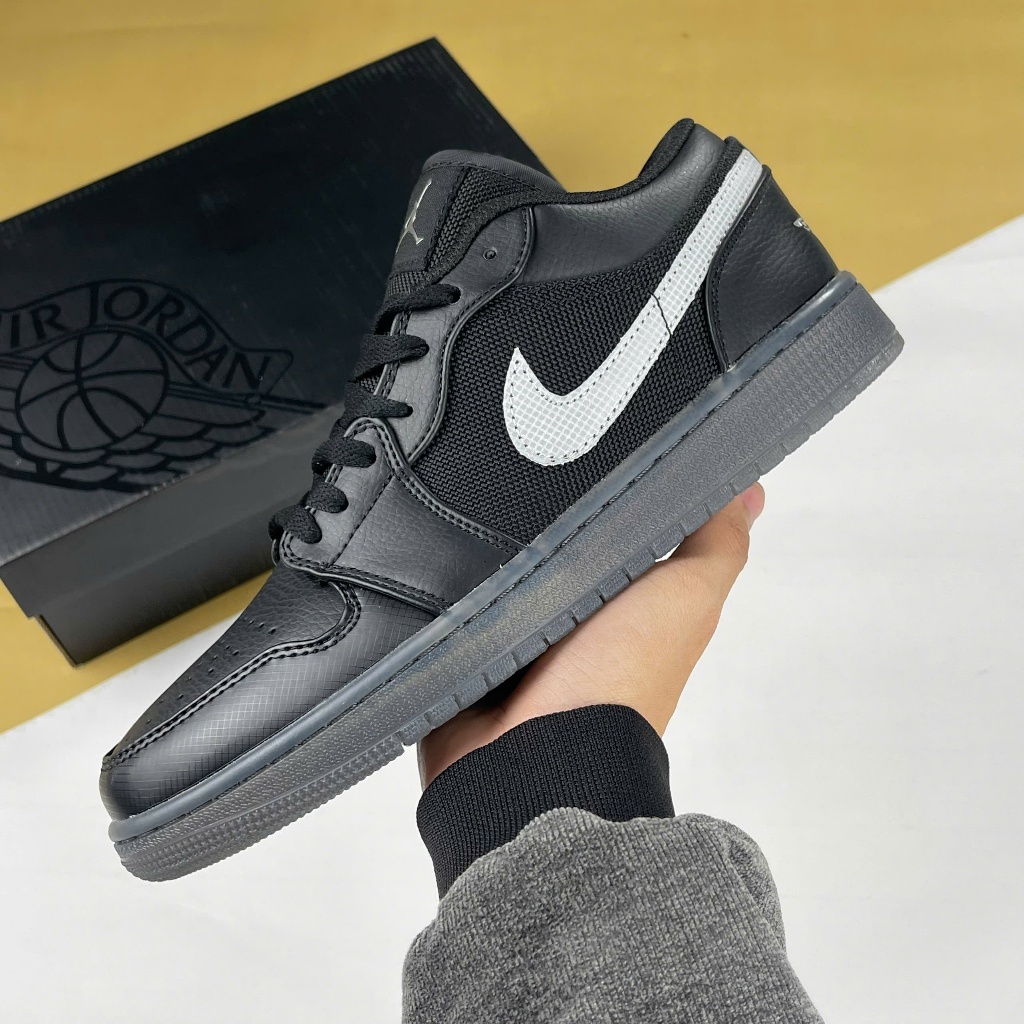 Giày Nike Air Jordan 1 Low Dark Smoke Grey, JD1 Đen Trắng Phản Quang