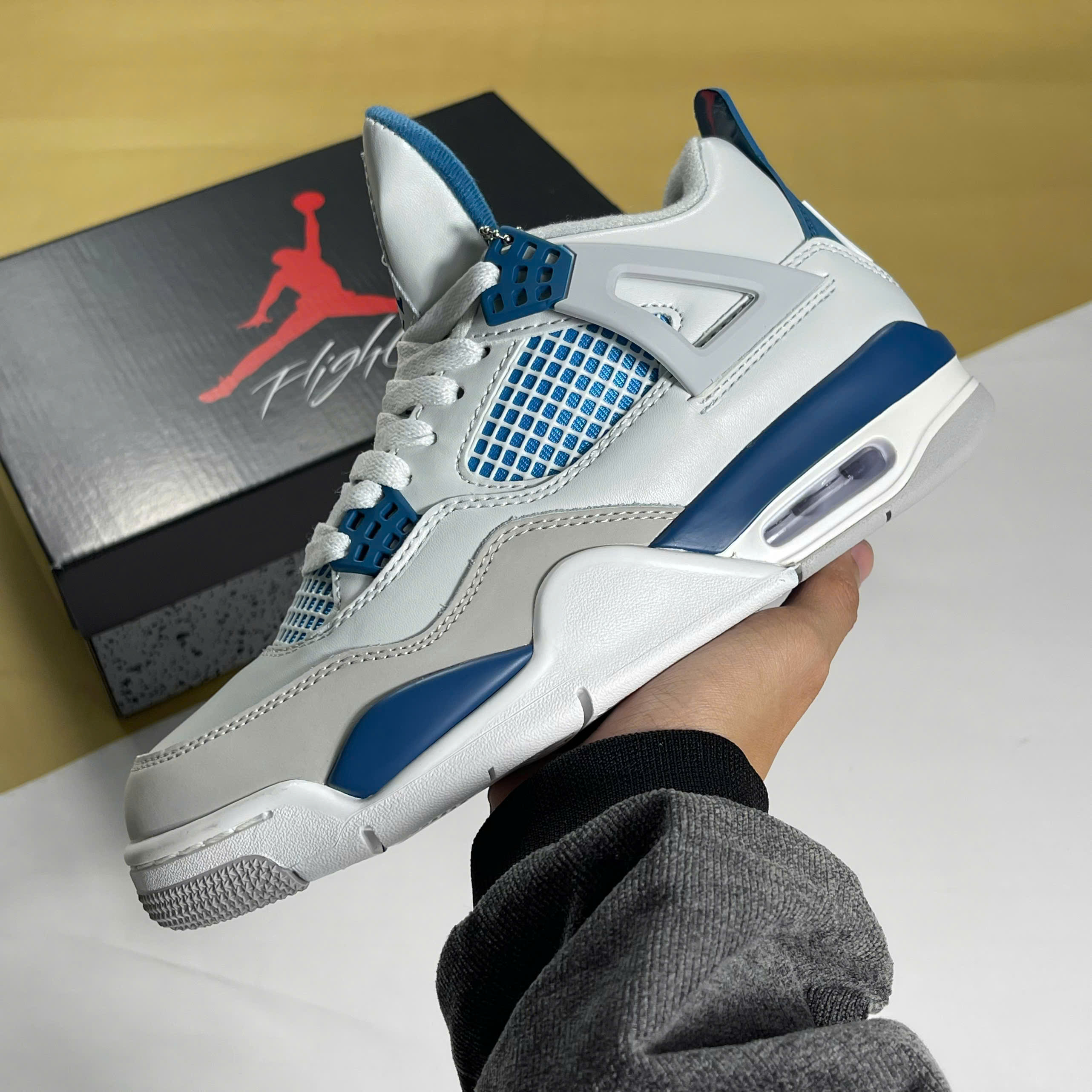 Giày Nike Air Jordan 4 Military Blue Trắng Xanh
