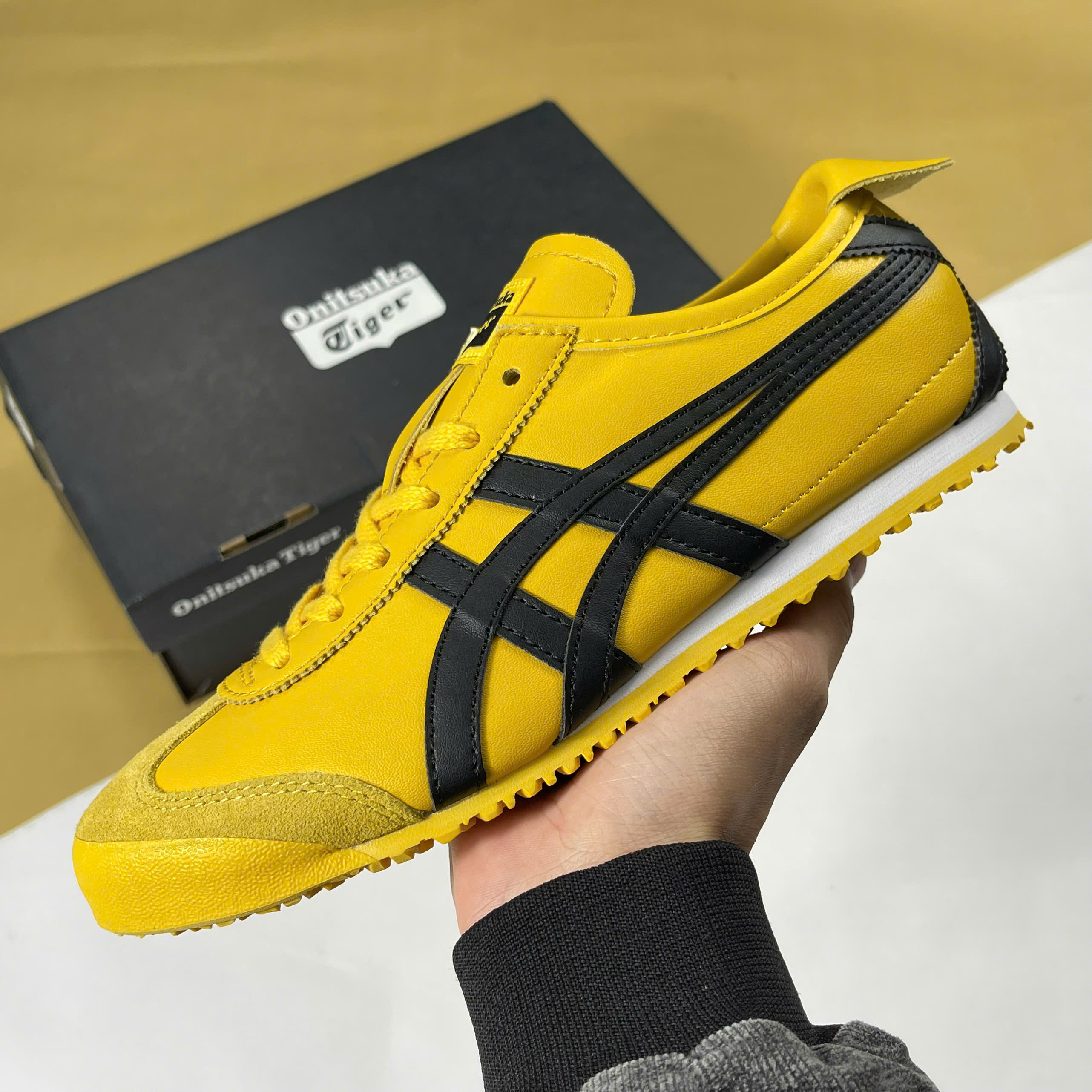 Giày Onitsuka Tiger Mexicco 66 Yellow Black Vàng Đen