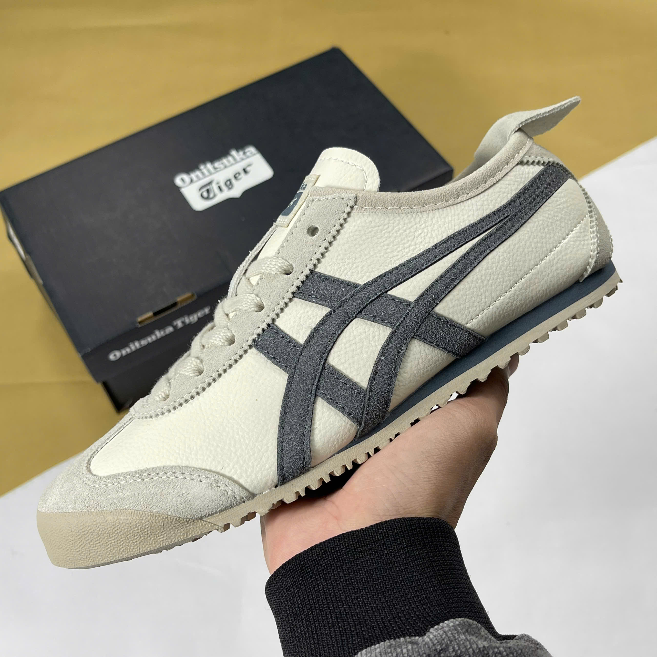 Giày Onitsuka Tiger Mexicco 66 Cream Grey Kem Xám