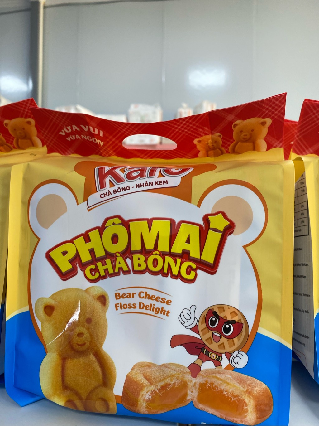 BÁNH KARO CHÀ BÔNG GẤU NHÂN PHÔ MAI -TÚI 8 BÁNH X12
