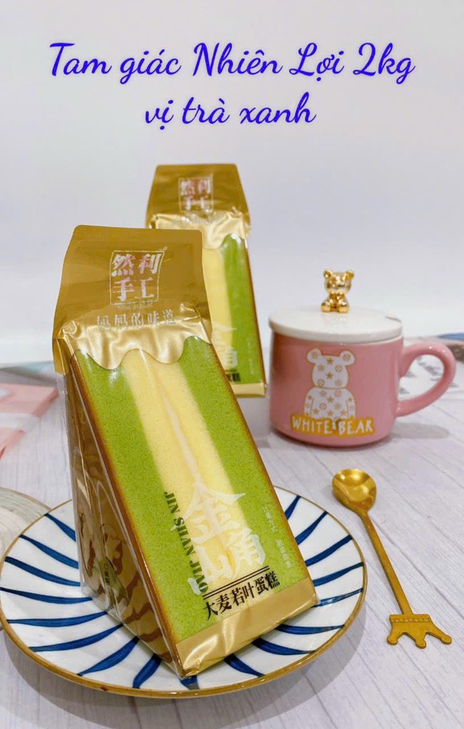 Bánh mì tam giác vị trà xanh-duoc-ban-tai-MINI SHOP