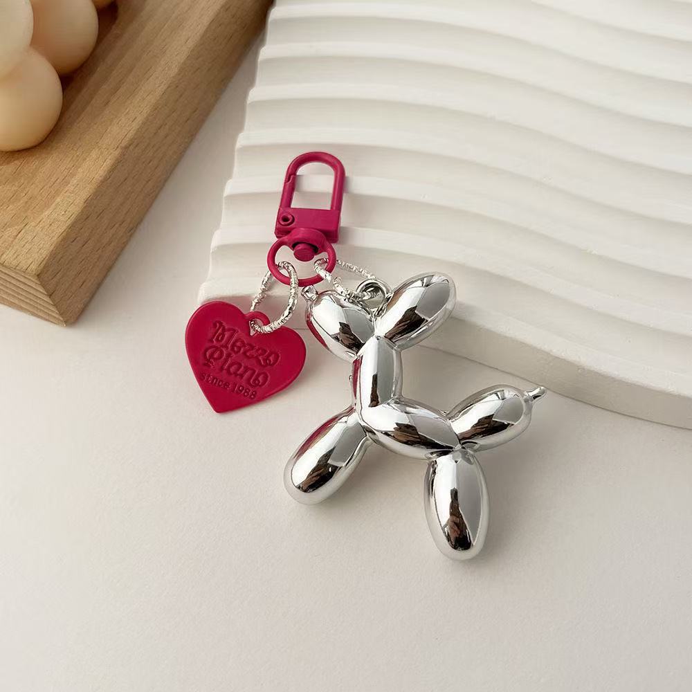 Móc khóa gắn hình con chó