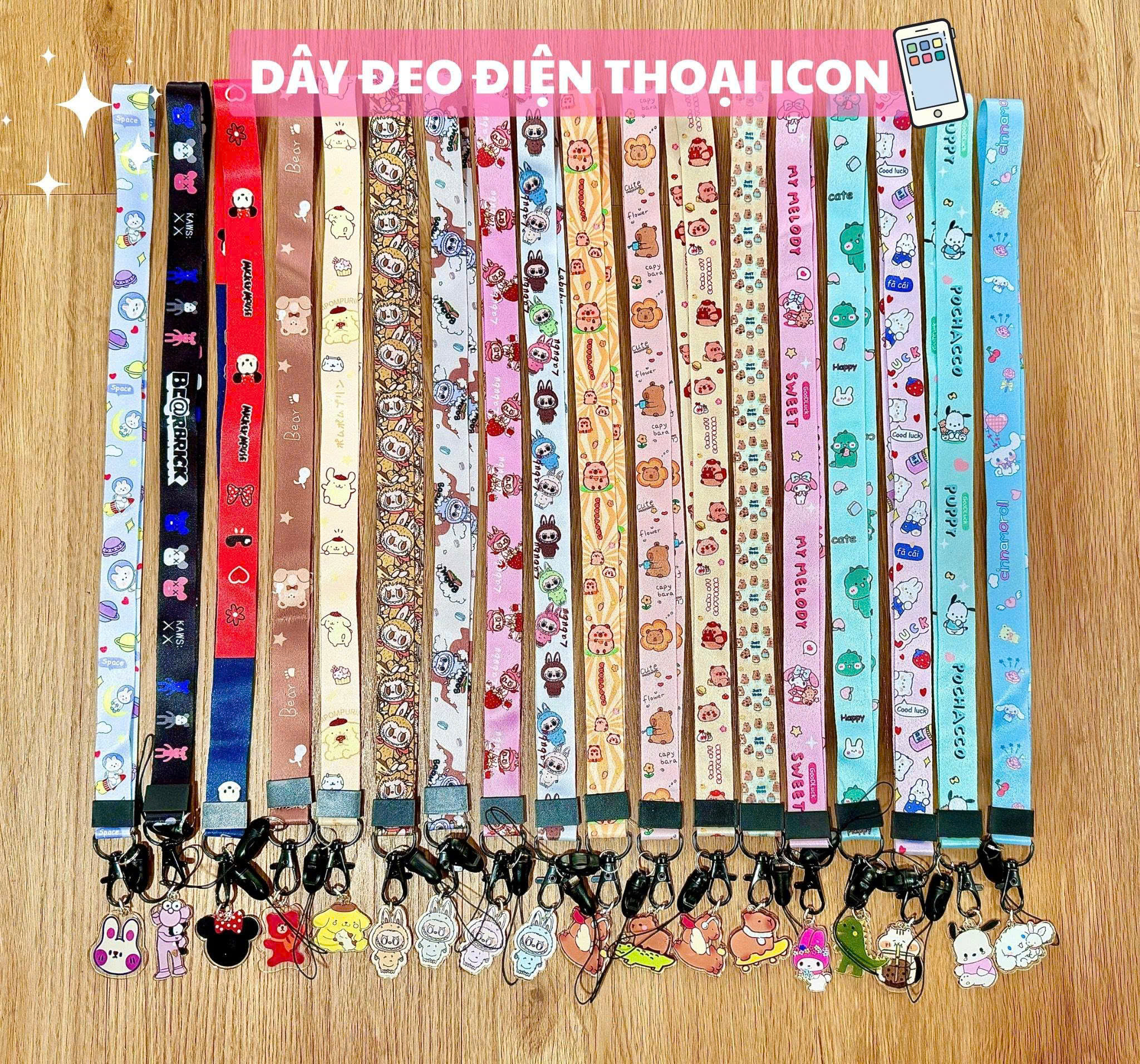 Dây đeo điện thoại có gắn icon