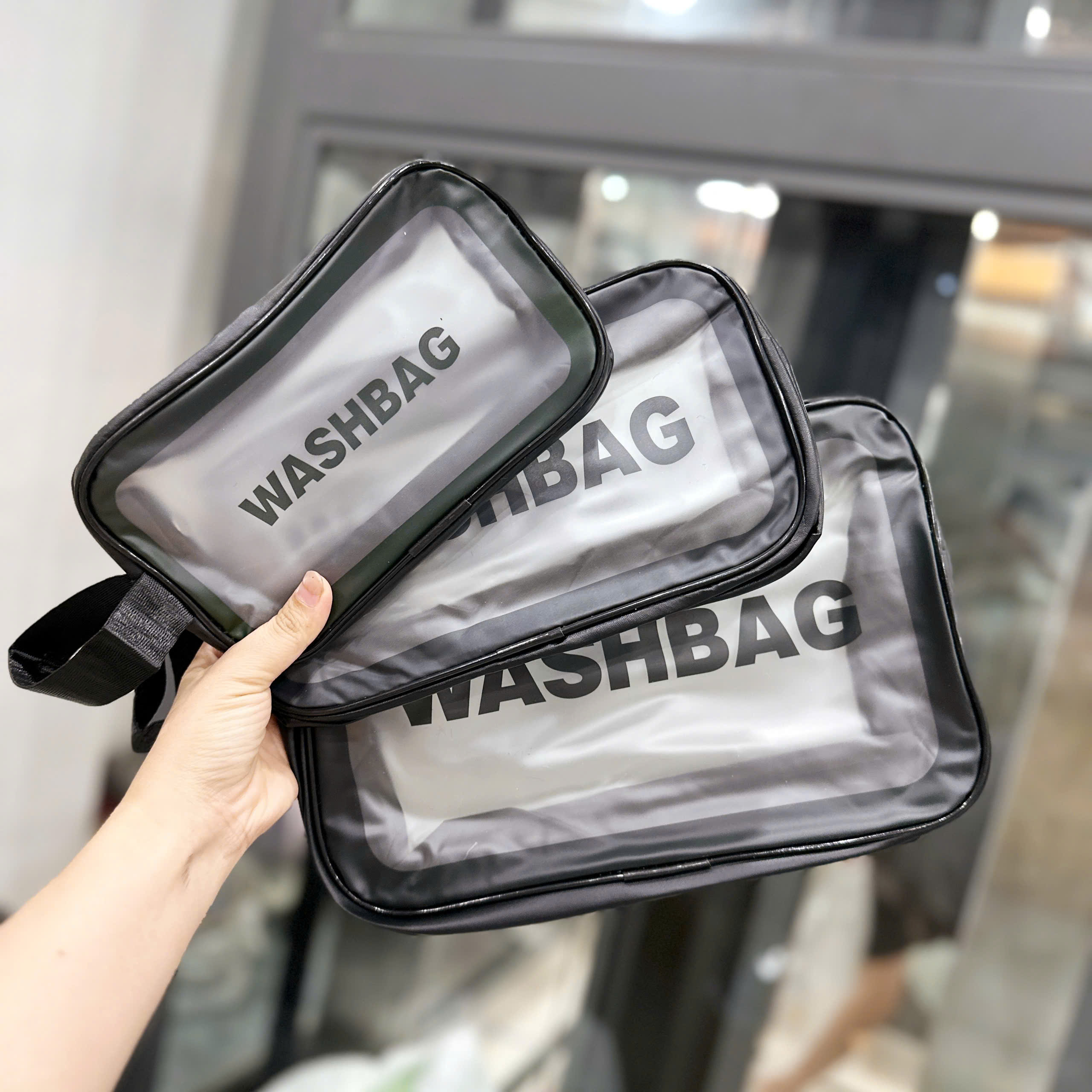 Bộ 3 túi đựng đồ cá nhân bằng nhựa dẻo, họa tiết chữ Washbag