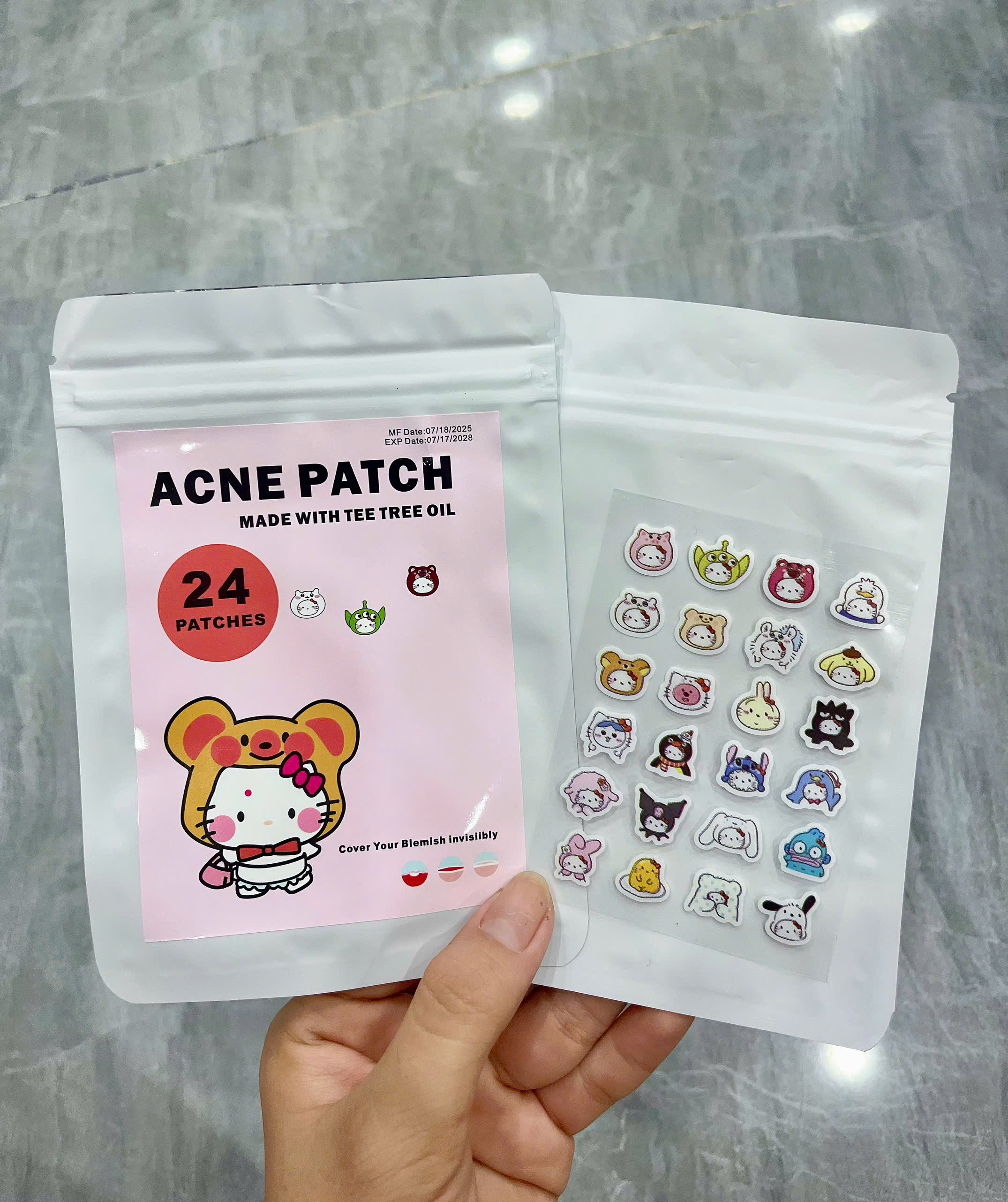 Miếng dán đề can trang trí (Dán mụn)