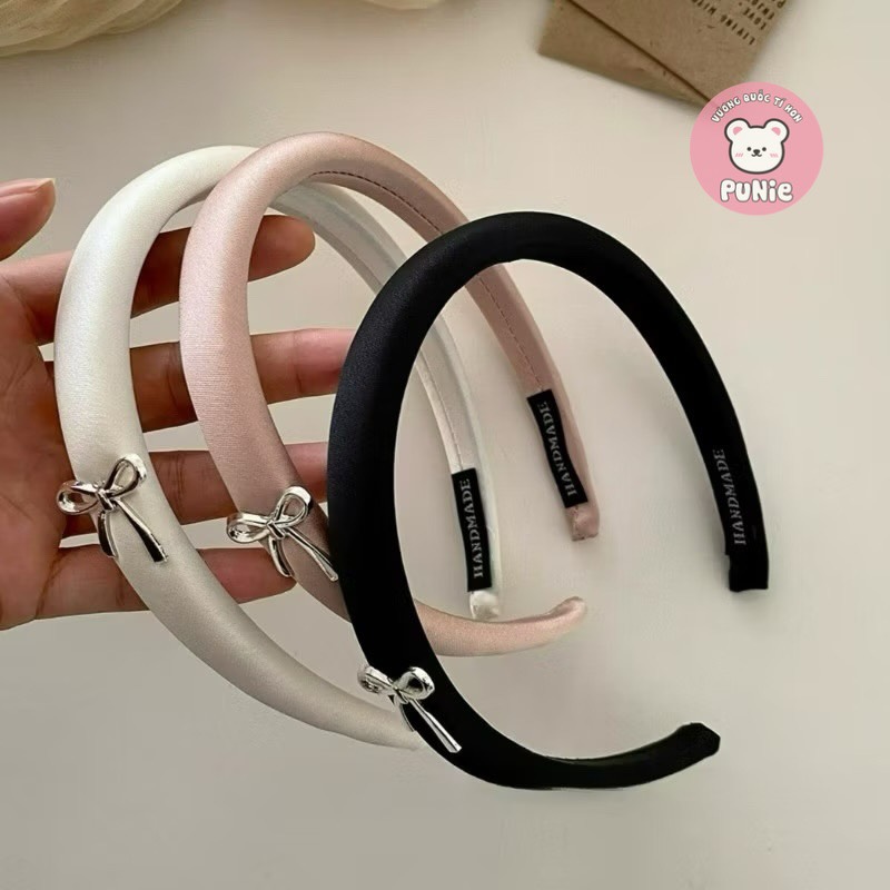 CÀI CHARM NƠ HỒNG TRẮNG ĐEN