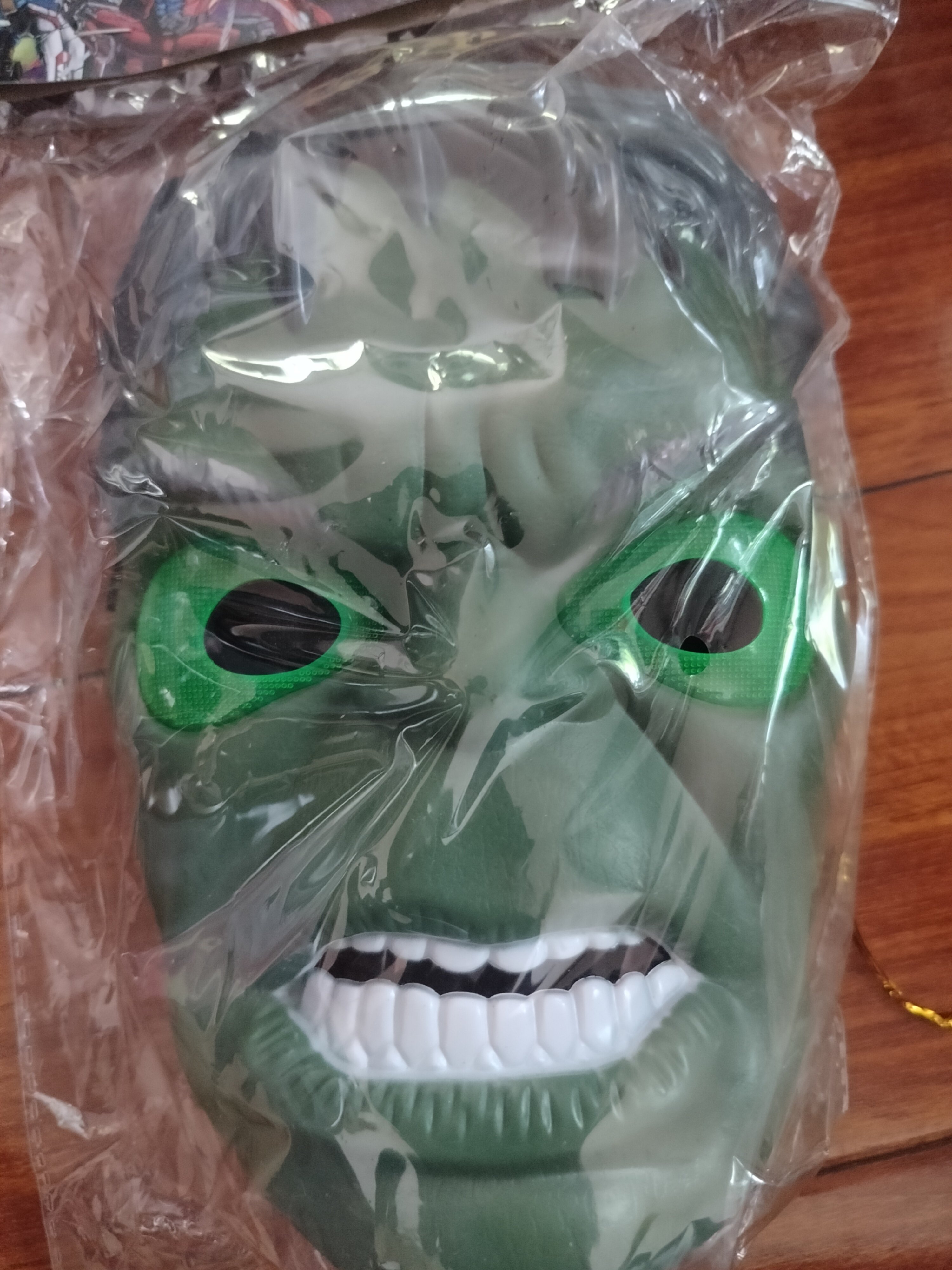 MẶT NẠ KHỔNG LỒ XANH HULK
