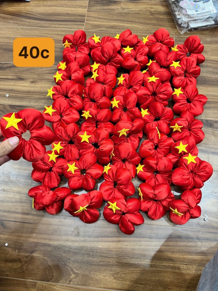 CỘT HOA PHỒNG CỜ ĐỎ SAO VÀNG MINI